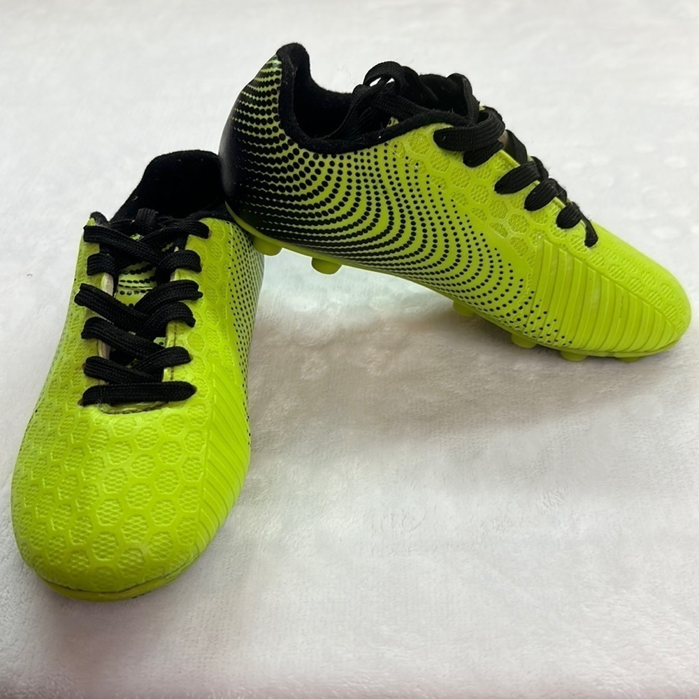Vizari Stealth FG Neon Green Black Size 11 Unisex Child’s Soccer Shoes Preowned
